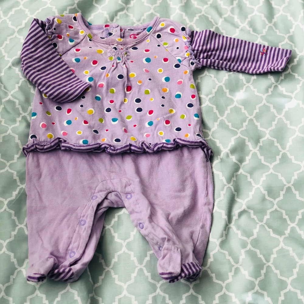 Onsie - Picture 2 of 6